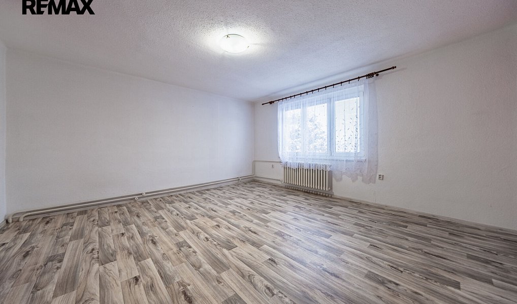 Prodej domu 200 m² s pozemkem 3 180 m², Blatno – náhled fotky 29