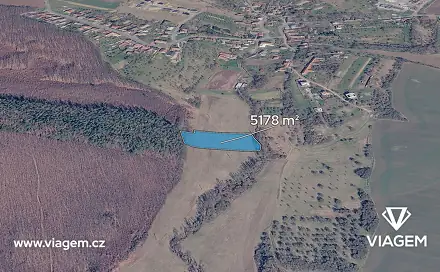 Prodej pole 3 236 m², Dobrkovice, okres Zlín