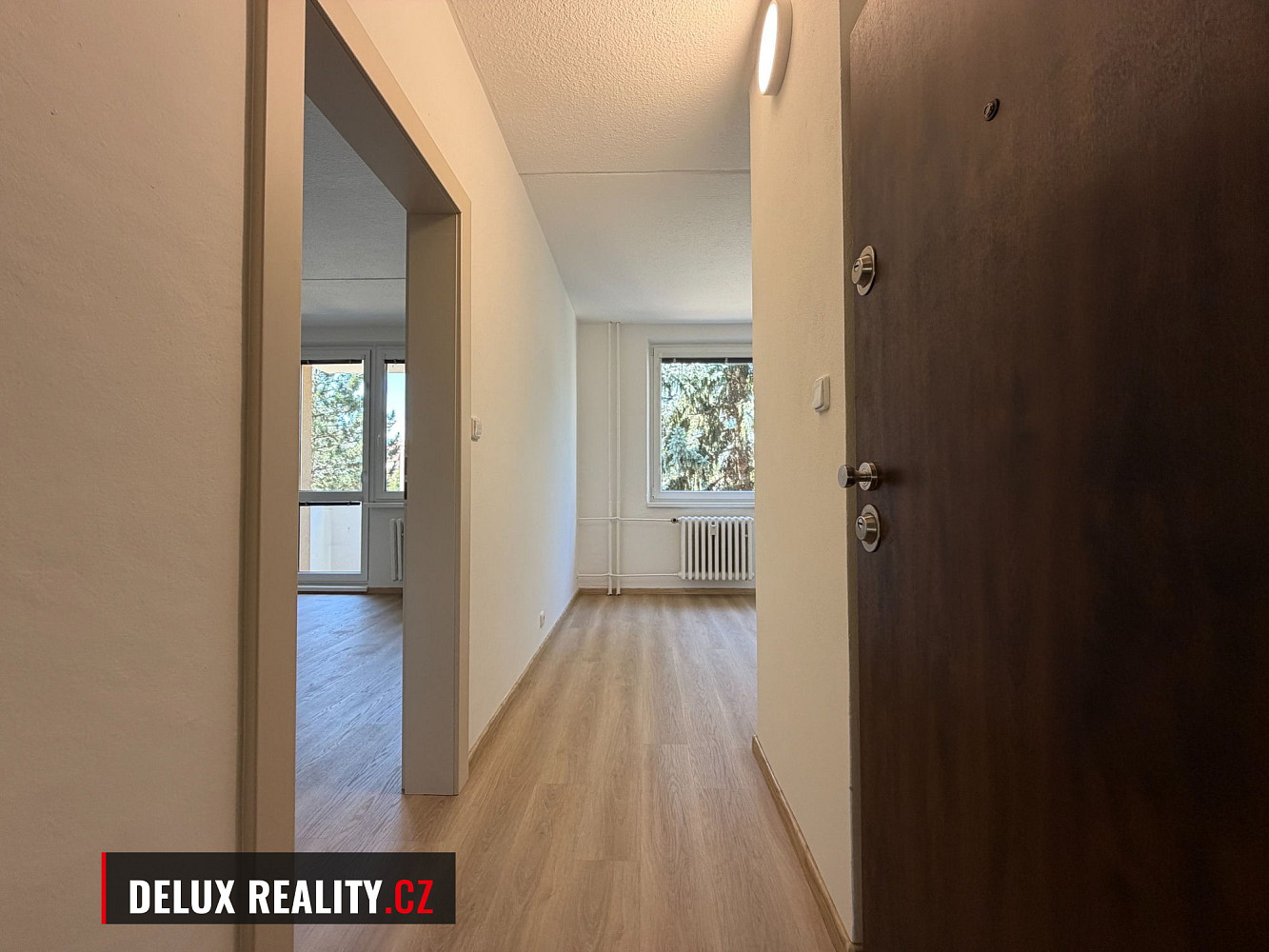 Pronájem bytu 1+1 32 m² – další