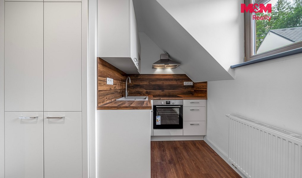 Prodej nájemního domu, činžáku 486 m², Dalovice – náhled fotky 15