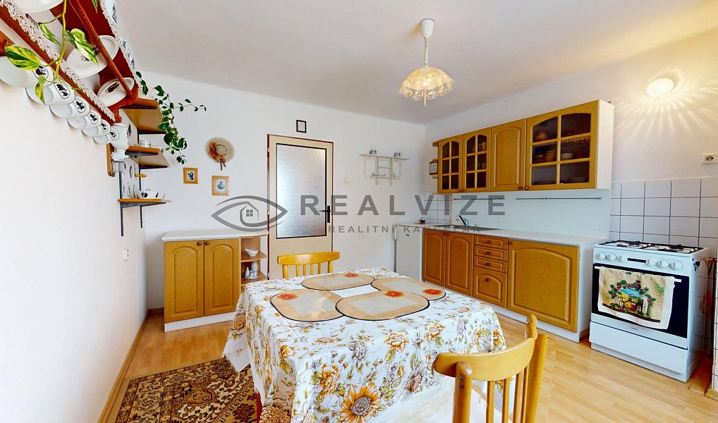 Prodej domu 180 m² s pozemkem 1 451 m², Nové Hrady – náhled fotky 13