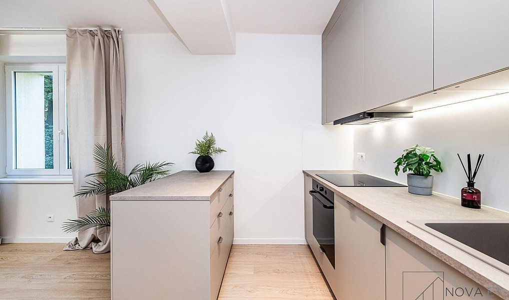 Prodej bytu 4+kk 73 m², Praha – náhled fotky 8