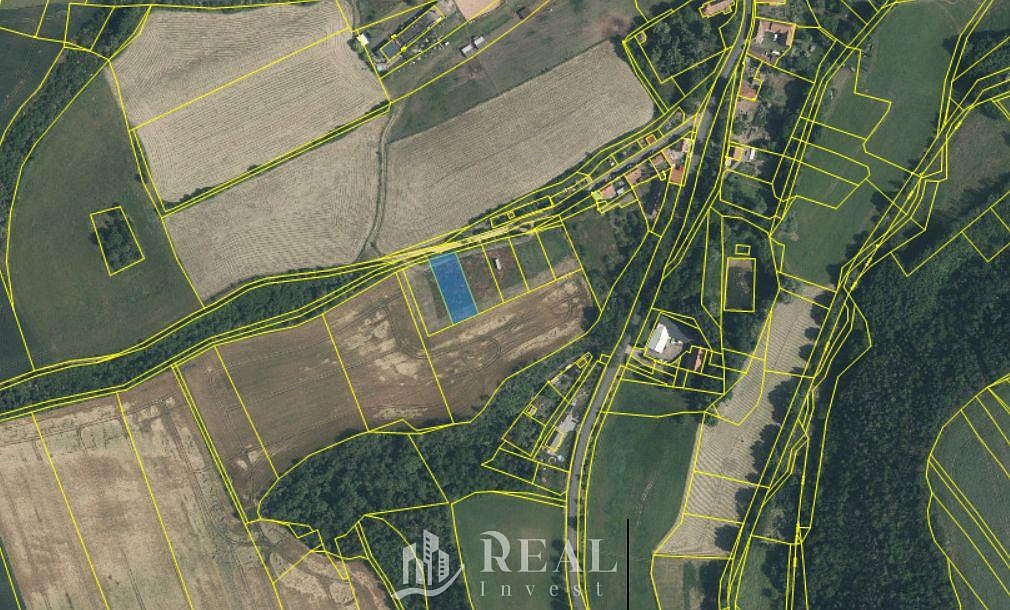 Prodej stavebního pozemku 1 196 m² – fotografie 2