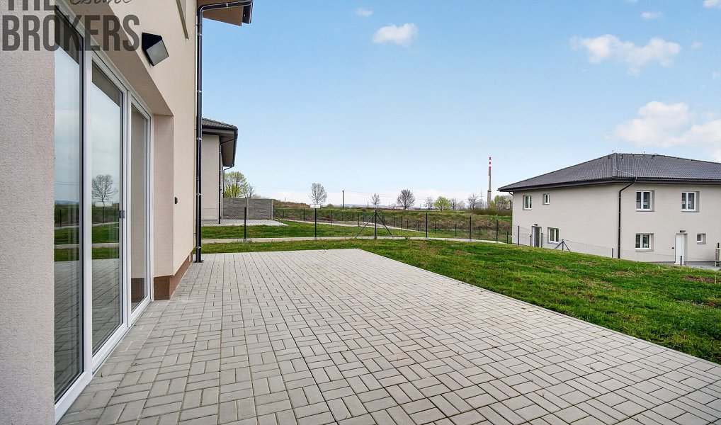 Pronájem domu 151 m² s pozemkem 569 m², Benešov – náhled fotky 31