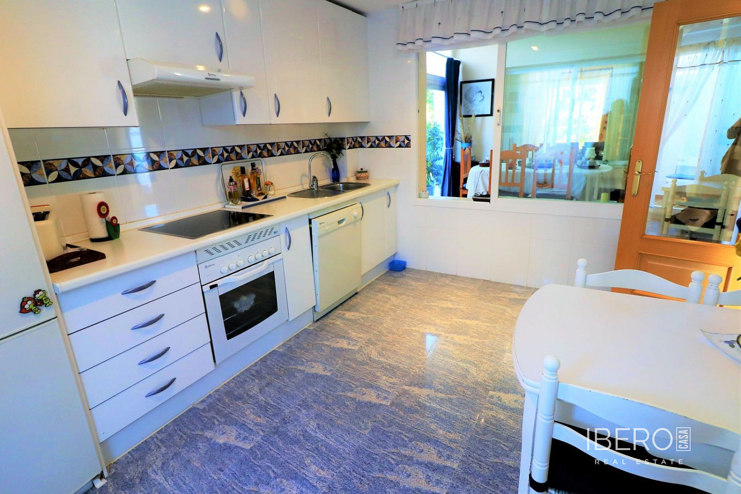 Casa 4+kk – Estepona - Más