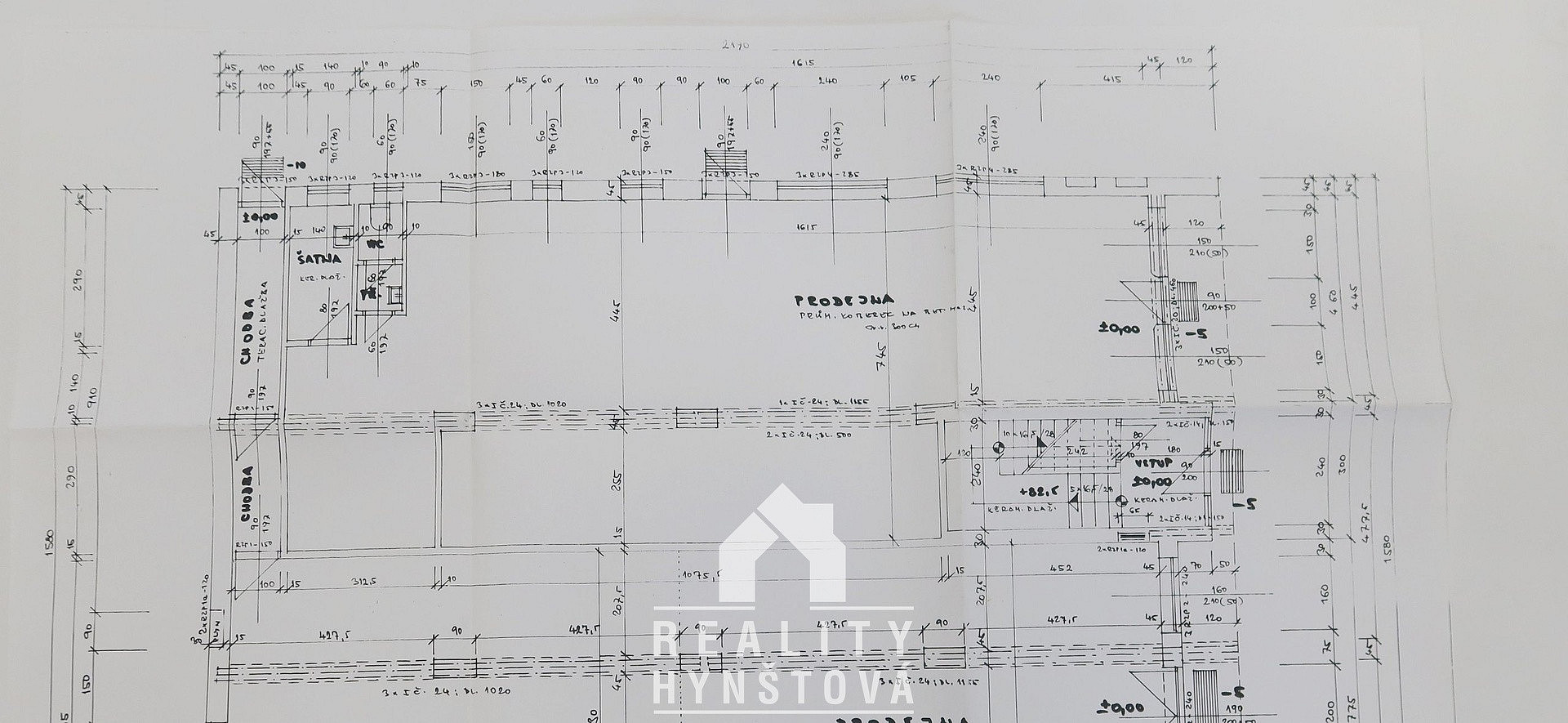 Pronájem obchodních prostor 136 m² – fotografie 5