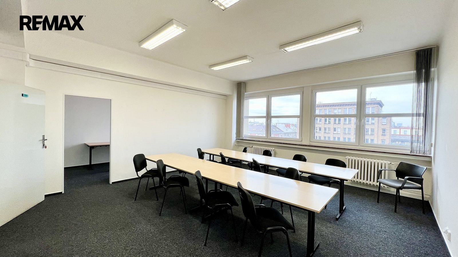 Pronájem kanceláře 30 m² – fotografie 4
