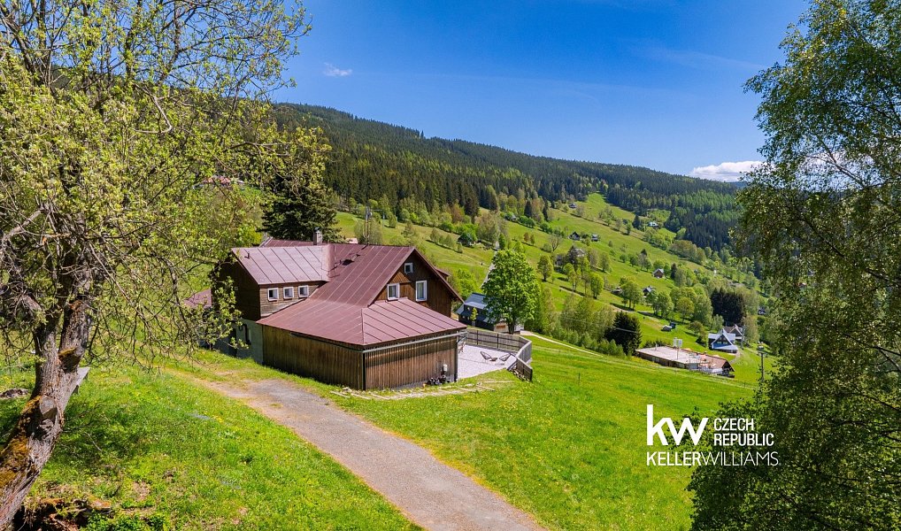 Prodej chaty/chalupy 322 m² s pozemkem 2 111 m², Pec pod Sněžkou – náhled fotky 36