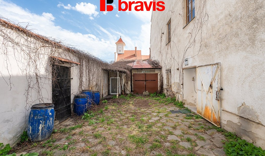 Prodej domu 420 m² s pozemkem 2 346 m², Rousínov – náhled fotky 18