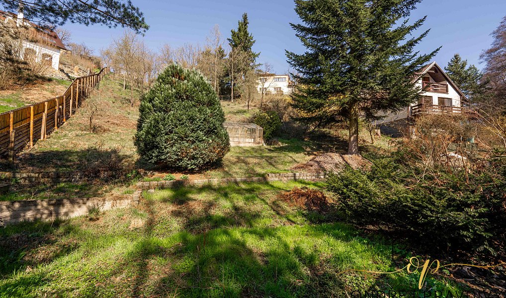Prodej stavebního pozemku 1 571 m², Hlásná Třebaň – náhled fotky 10