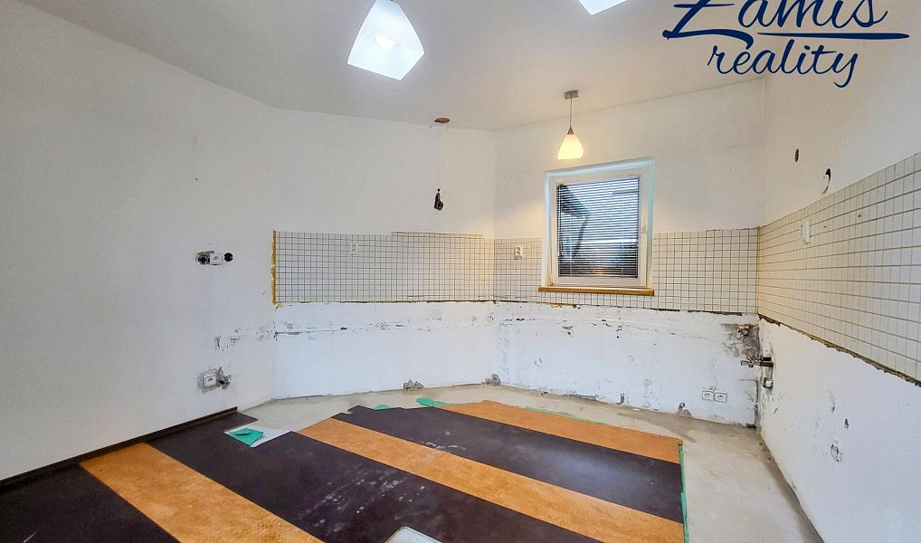 Prodej domu 400 m² s pozemkem 201 m², Kladno – náhled fotky 8