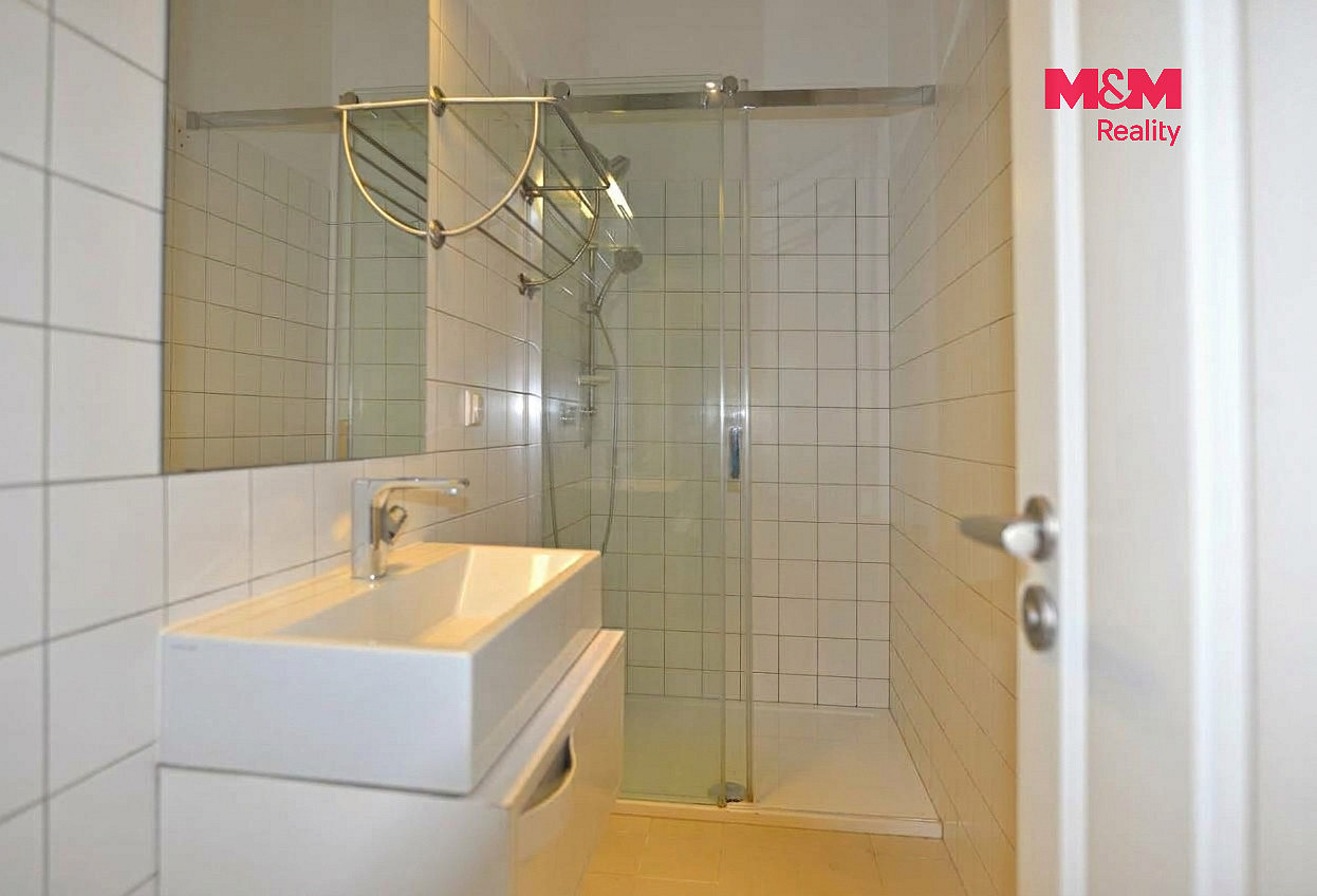Pronájem bytu 3+kk 50 m² – fotografie 3