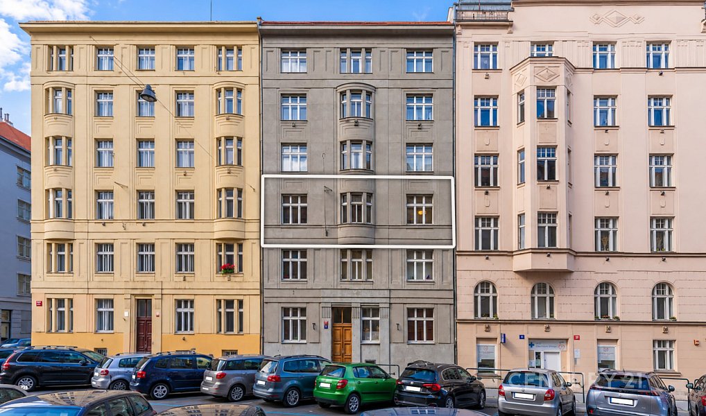 Prodej bytu 2+1 95 m², Praha – náhled fotky 23