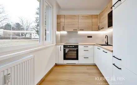Prodej bytu 3+1 64 m², Pražská, Pelhřimov