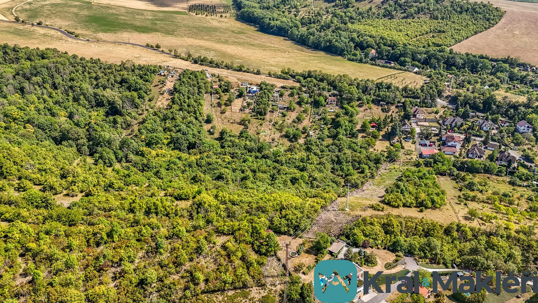 Prodej pozemku 1 534 m² – fotografie 4