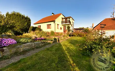 Prodej domu 240 m² s pozemkem 867 m², Černuc, okres Kladno