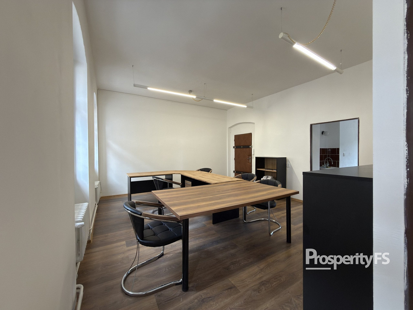 Pronájem kanceláře 55 m² — photo 3