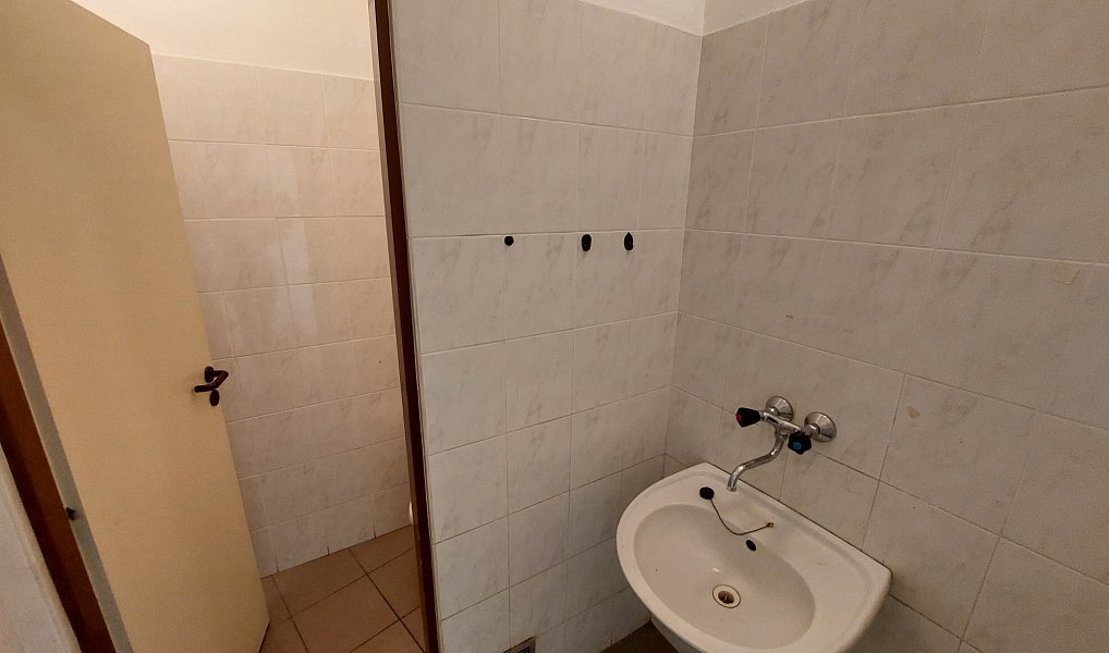 Pronájem obchodních prostor 71 m², Uherský Brod – náhled fotky 6