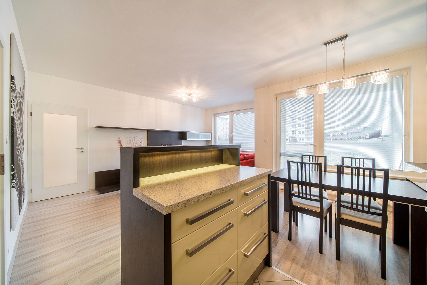 Prodej bytu 3+kk 76 m² – pohled 3