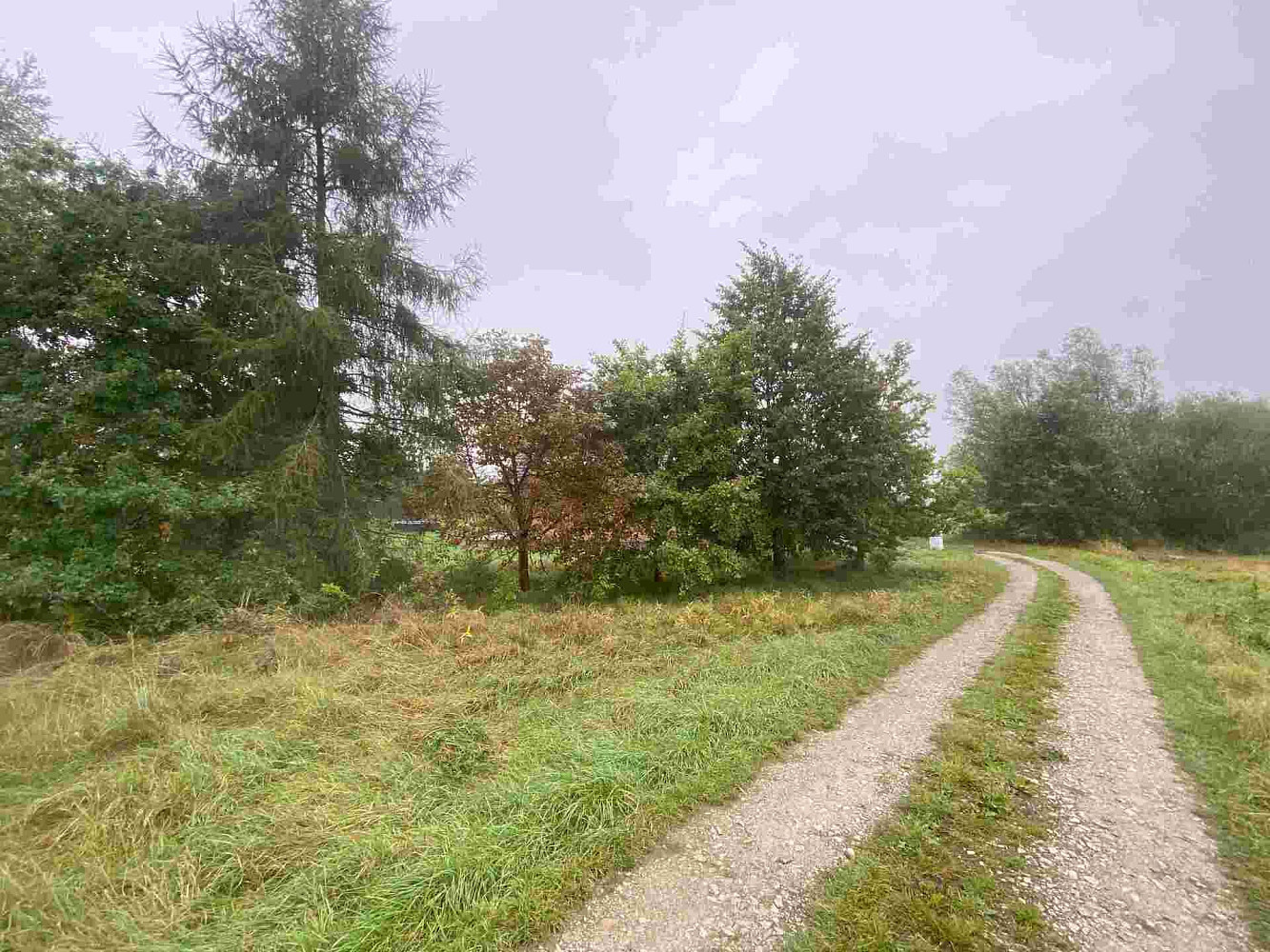 Prodej stavebního pozemku 588 m² – fotografie 2
