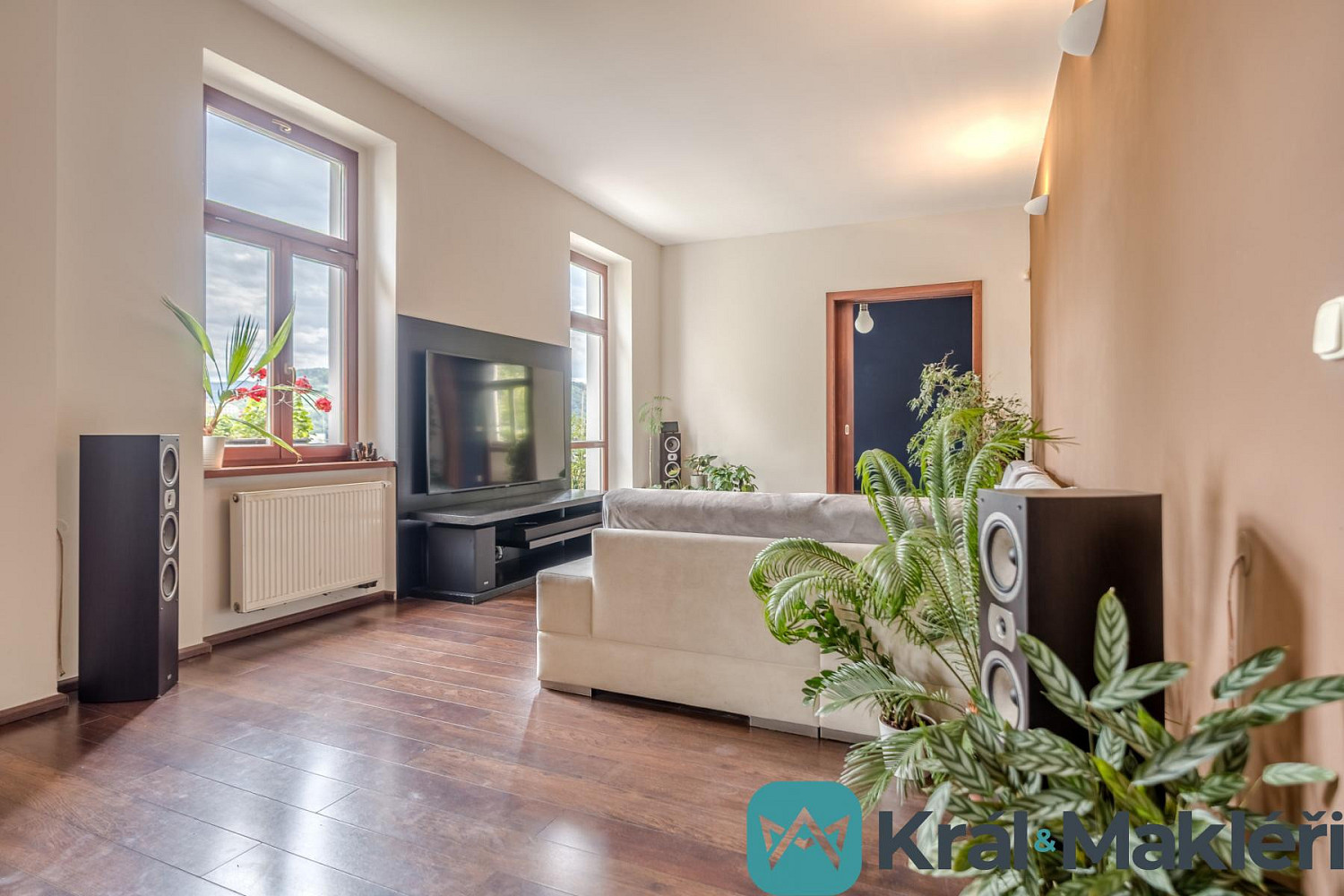 Prodej obchodních prostor 242 m² – fotografie 5