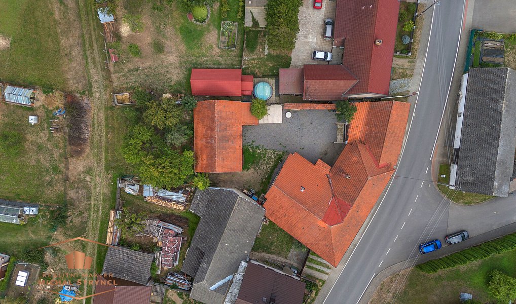Prodej domu 200 m² s pozemkem 1 044 m², Újezd – náhled fotky 25