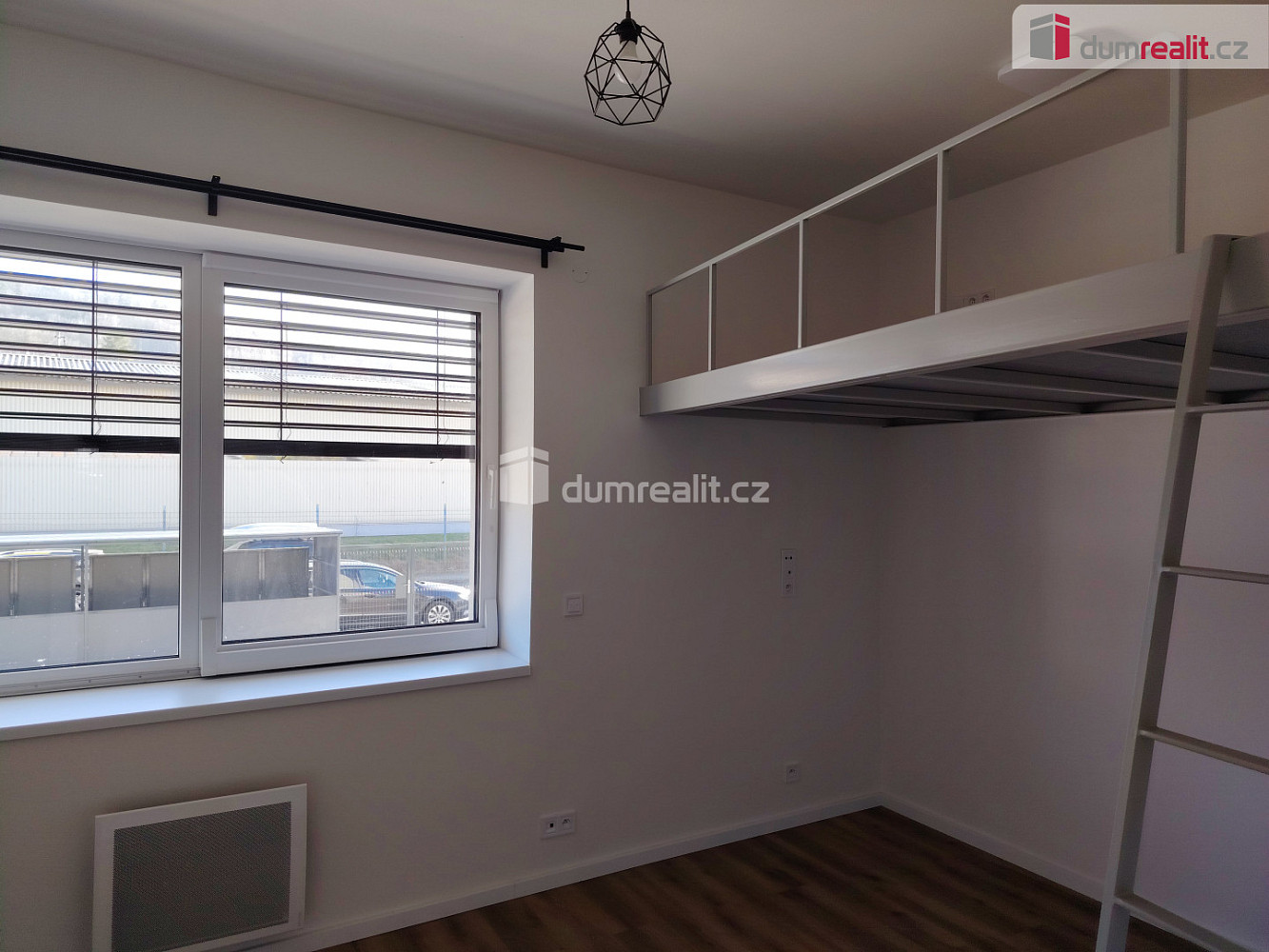 Pronájem bytu 1+kk 21 m² — photo 2