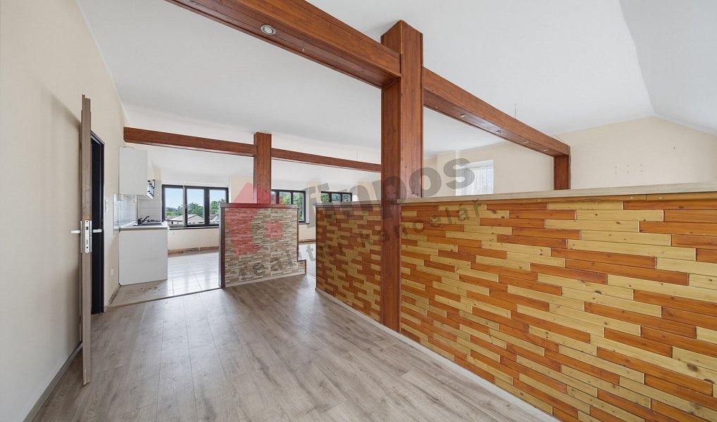 Pronájem bytu 6+kk 180 m², Divišov – náhled fotky 15