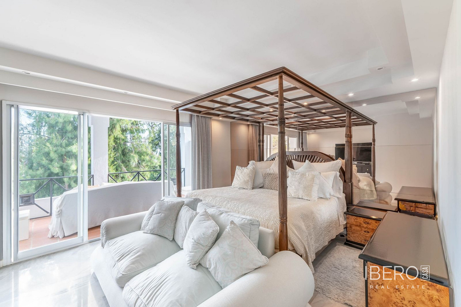 Casa 3+kk – Málaga, Polígono Industrial Azucarera, Carretera de Cádiz - Más