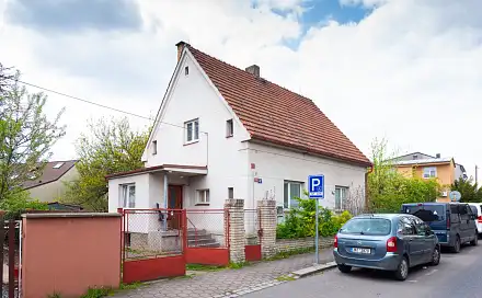 Prodej domu 150 m² s pozemkem 674 m², Khodlova, Praha 9 - Horní Počernice