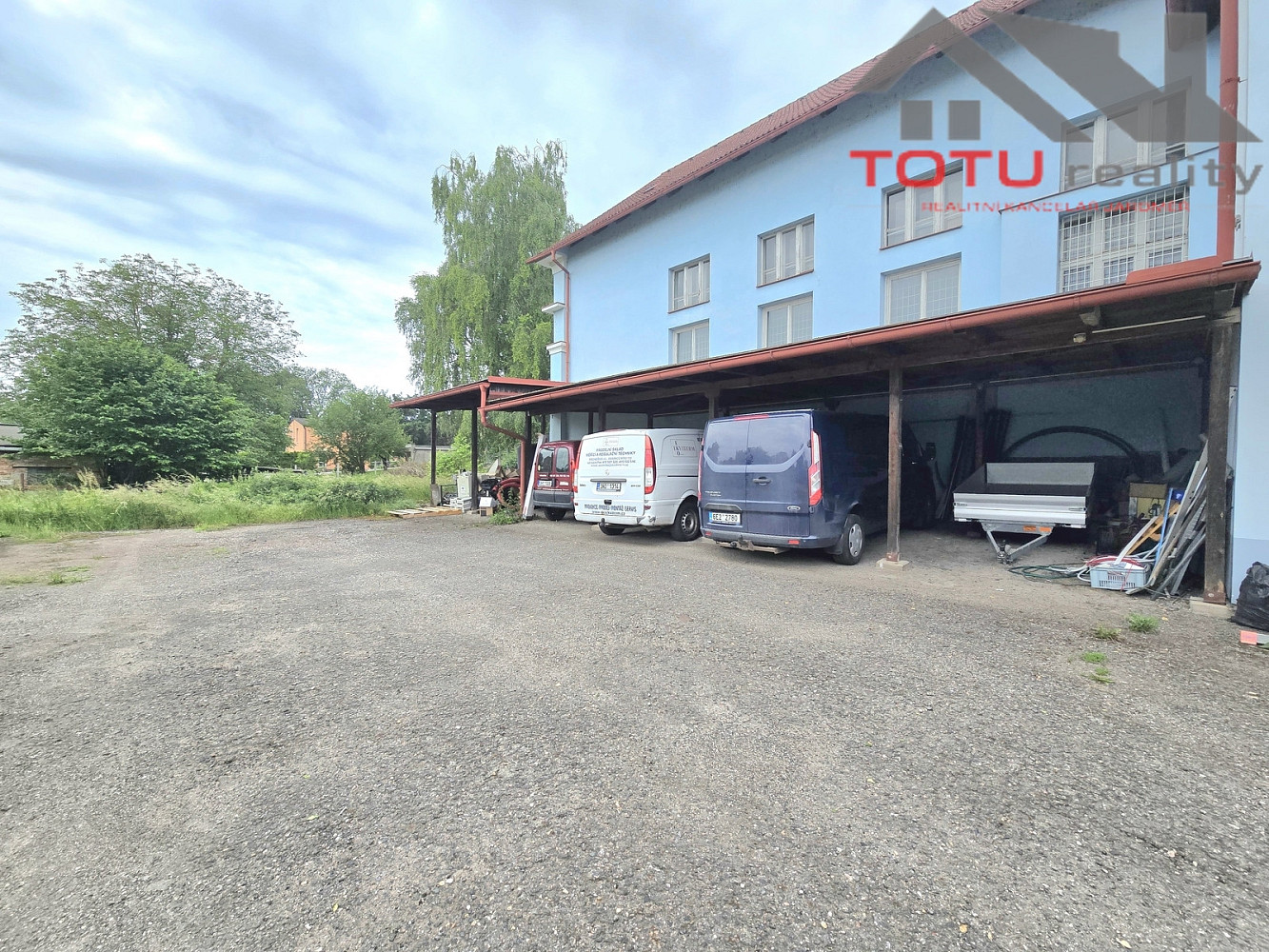 Prodej obchodních prostor 1 100 m² – fotografie 3
