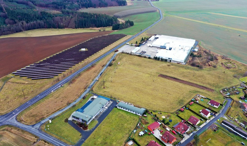 Prodej komerčního pozemku 11 158 m², Meclov – náhled fotky 2