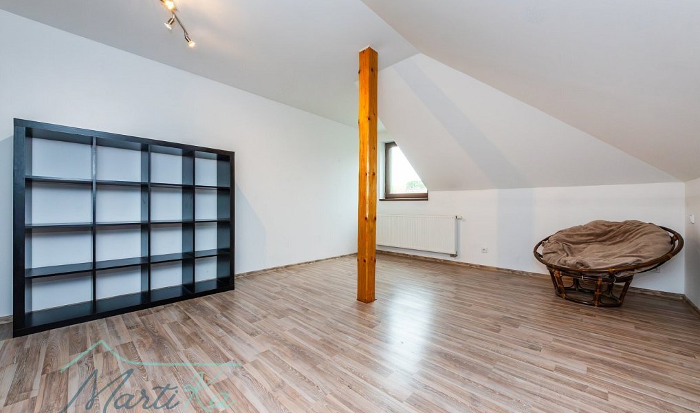 Prodej domu 238 m² s pozemkem 1 541 m², Neveklov – náhled fotky 14