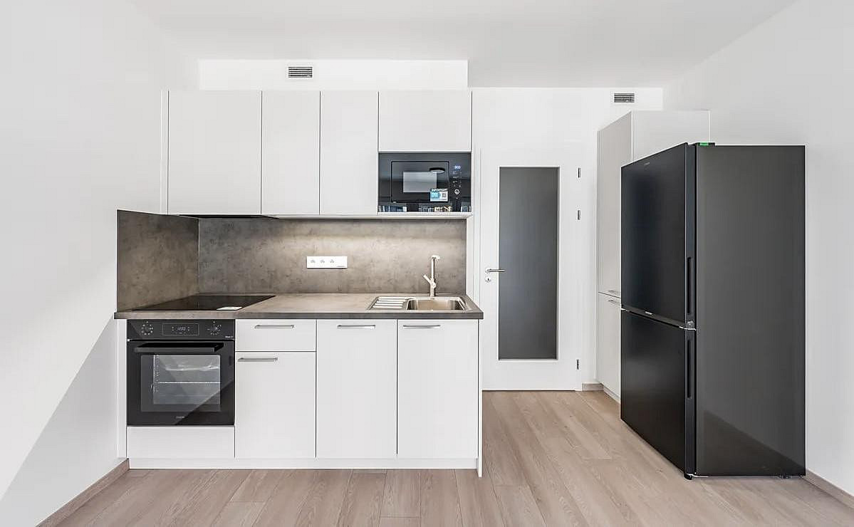 Pronájem bytu 1+kk 35 m²