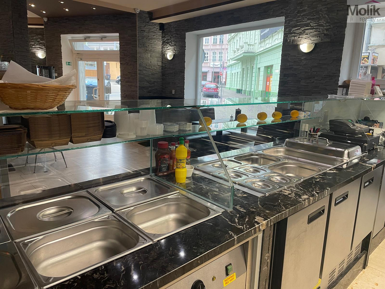 Pronájem Restaurace, Teplice, ul. Benešovo náměstí – pohled 5