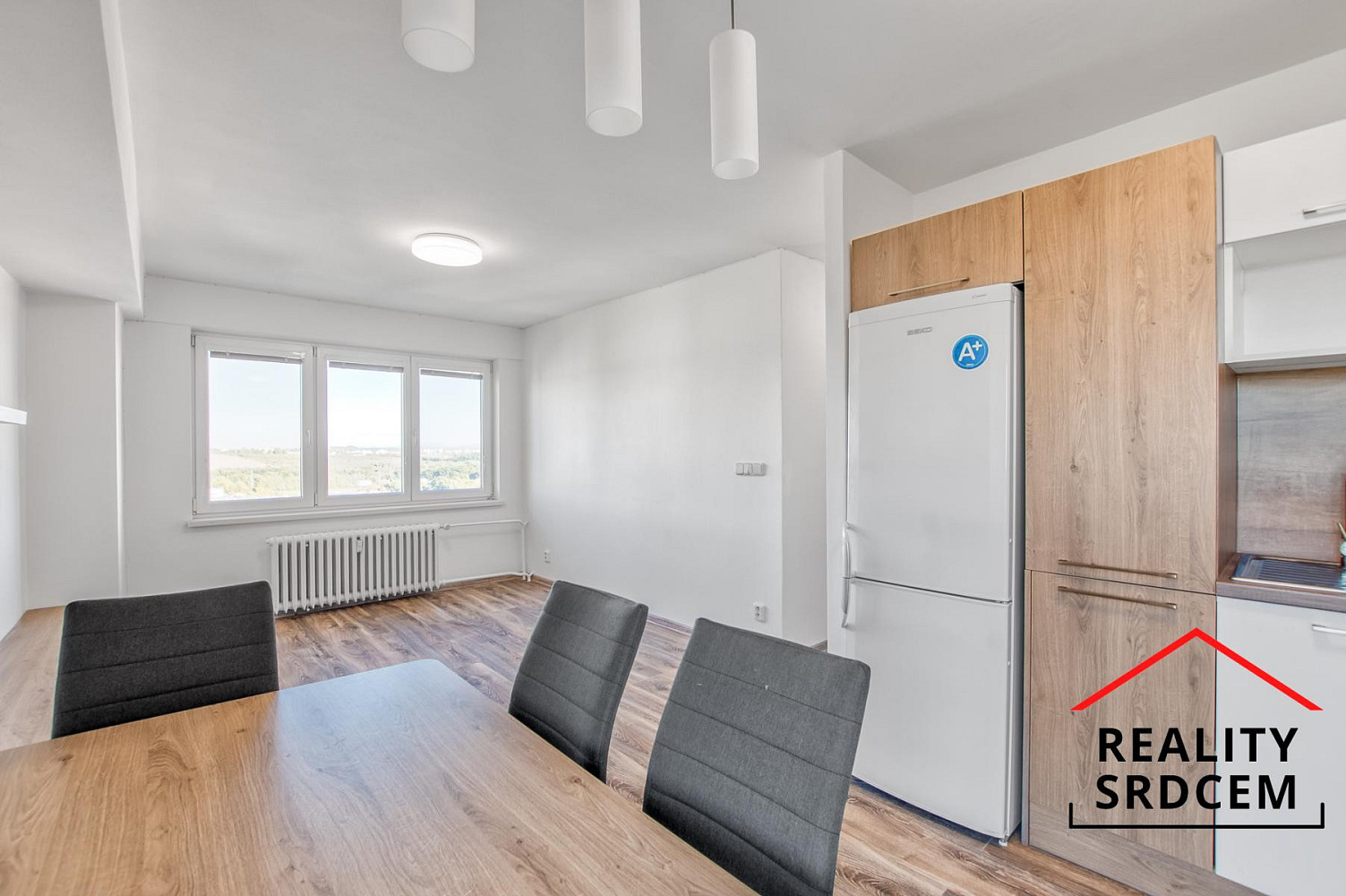 Pronájem bytu 2+kk 42 m² – fotografie 3