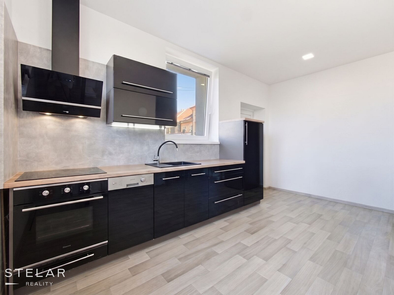 Pronájem bytu 1+kk 44 m²