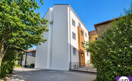Prodej bytu 1+kk 19 m², Praha 4 - Záběhlice