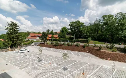 Prodej parkovacího stání u letiště Václava Havla Praha, V Kněžívce, Tuchoměřice, okres Praha-západ