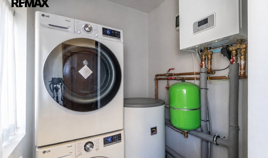 Prodej bytu 4+1 134 m², Praha – náhled fotky 8