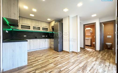 Prodej domu 120 m² s pozemkem 463 m², Horní, Karlovy Vary - Stará Role