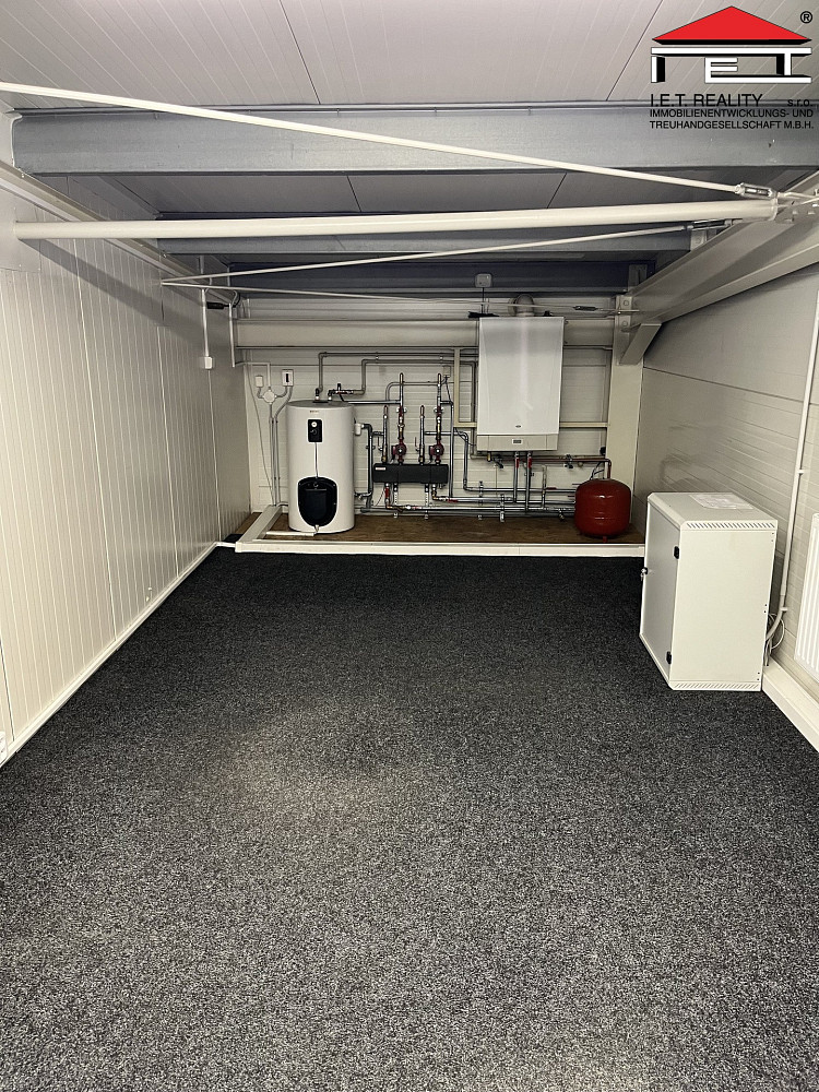 Pronájem skladovacích prostor 1 073 m² – fotografie 5