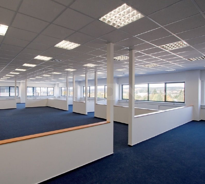 Pronájem kanceláře 404 m² – fotografie 5