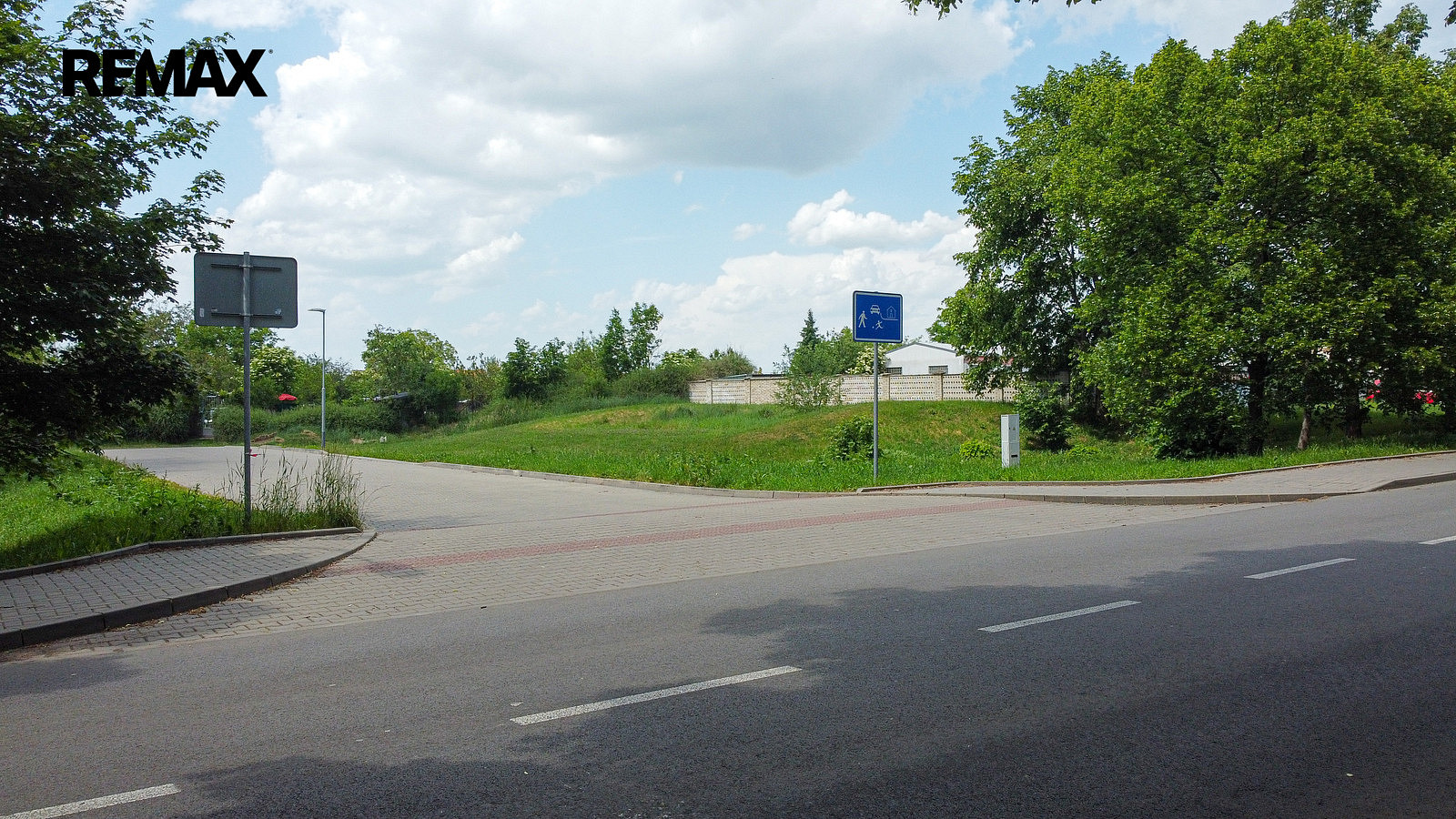 Prodej bytu 2+kk 41 m² — photo 2