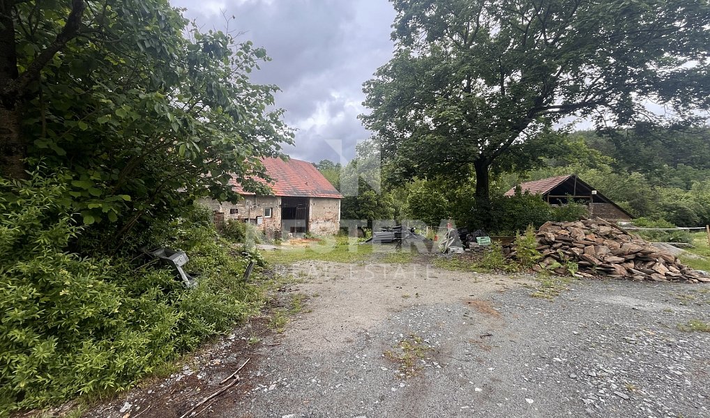 Prodej stavebního pozemku 112 997 m², Popovice – náhled fotky 11