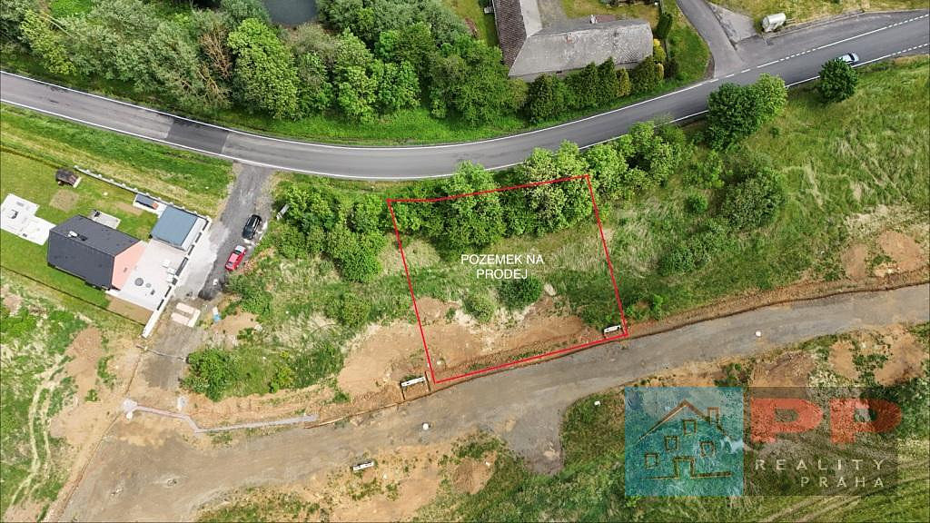 Prodej stavebního pozemku 968 m² - Widok 3