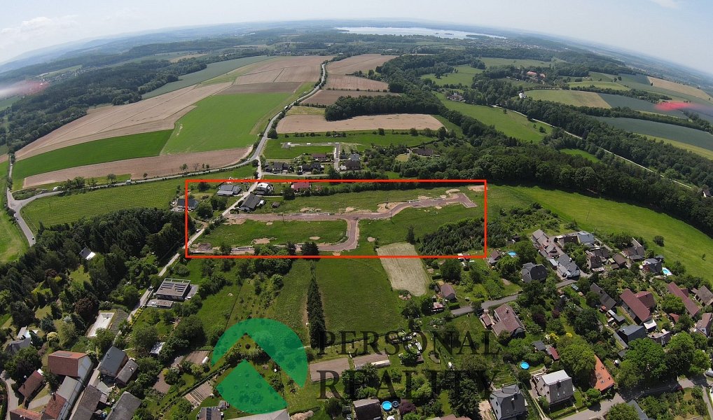 Prodej stavebního pozemku 1 468 m², Žernov – náhled fotky 2
