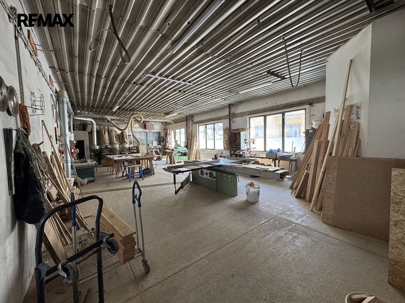 Pronájem výrobních prostor 300 m² — photo 4