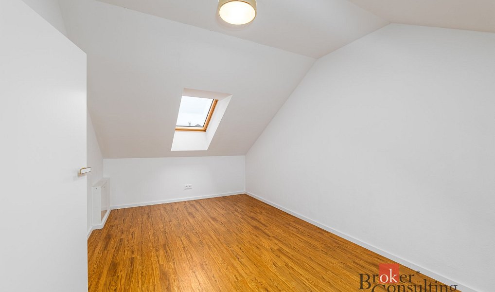 Prodej domu 154 m² s pozemkem 577 m², Líně – náhled fotky 23