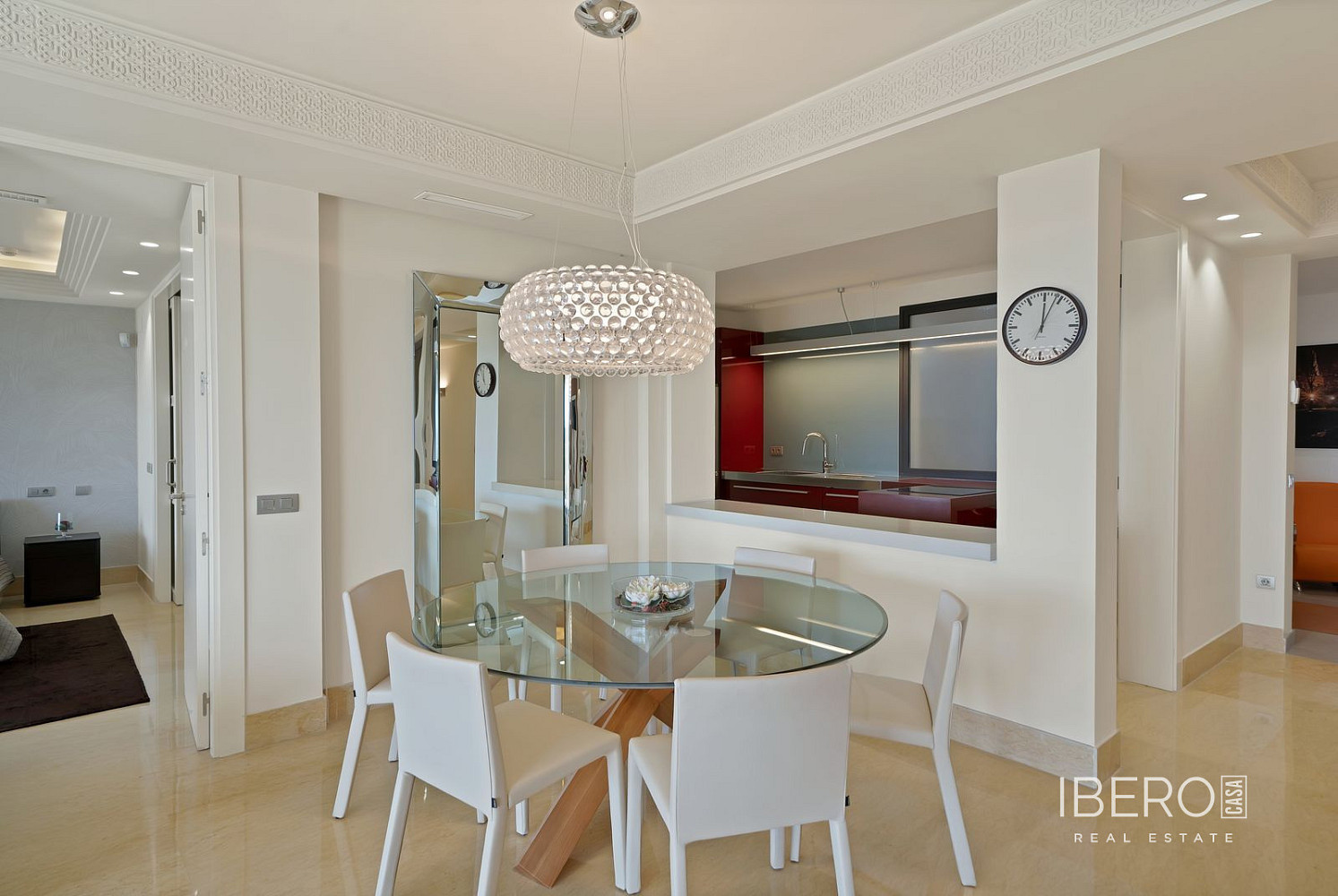 Piso 4+kk – Marbella, Nueva Andalucía - Más